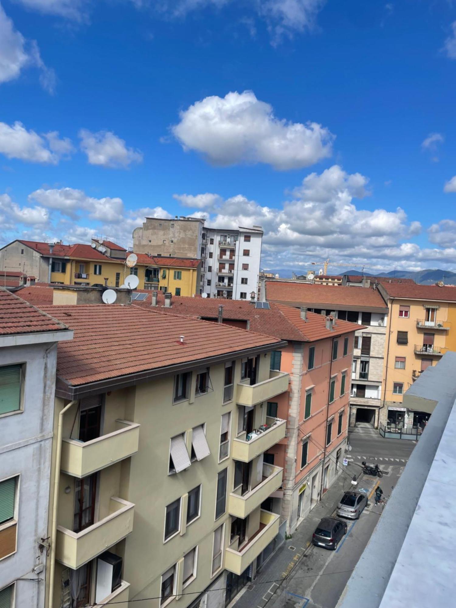Colombo Street Station Pisa Exterior foto